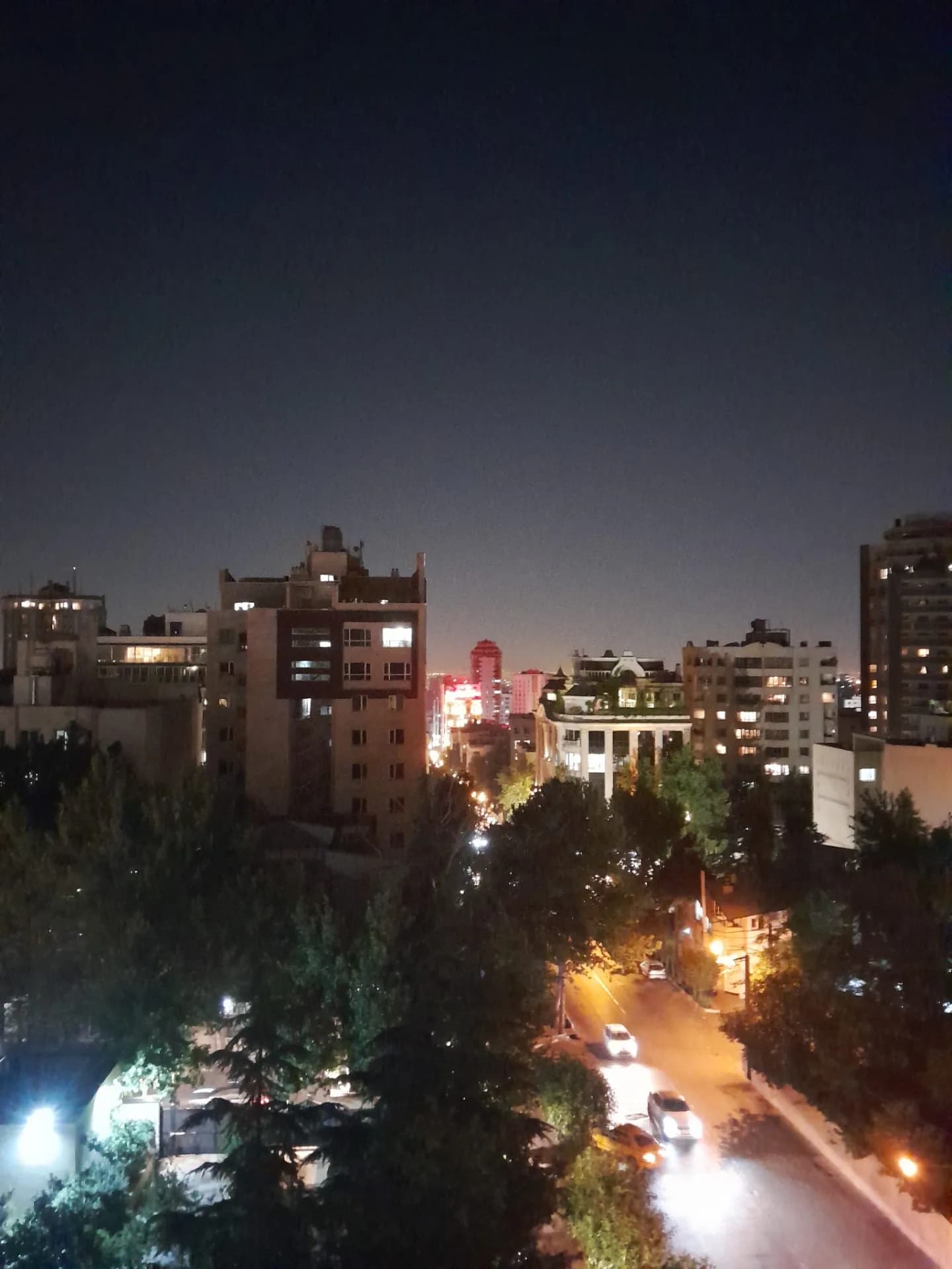 فروش آپارتمان نوساز 119 متر 2 خواب فول امکانات بلوار دریا