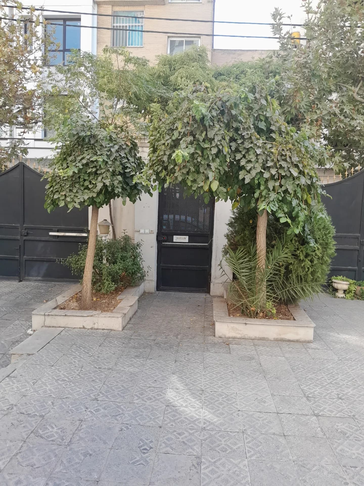 فروش آپارتمان ۹۰متر ۲ خواب فول امکانات سعادت آباد