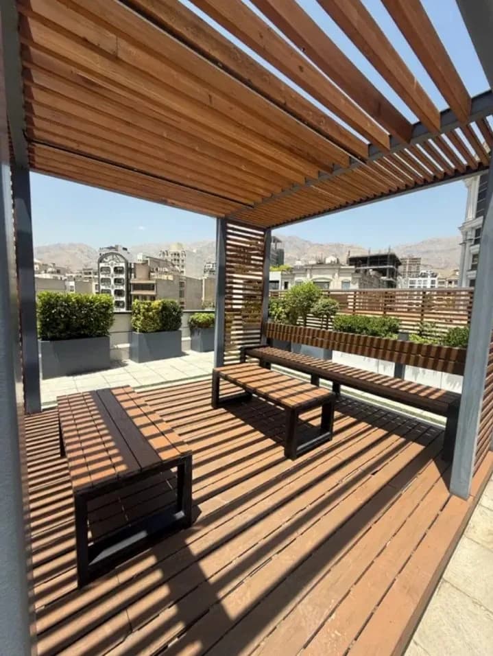 ۲۴۰متر نوساز ۴۰متر تراس گاردن