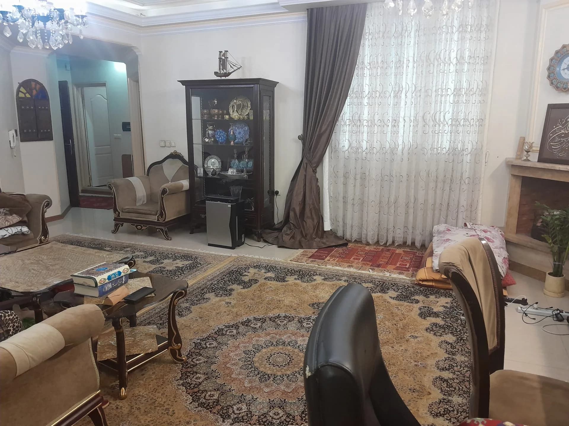 فروش آپارتمان 115 متر 3 خواب فول امکانات سعادت آباد