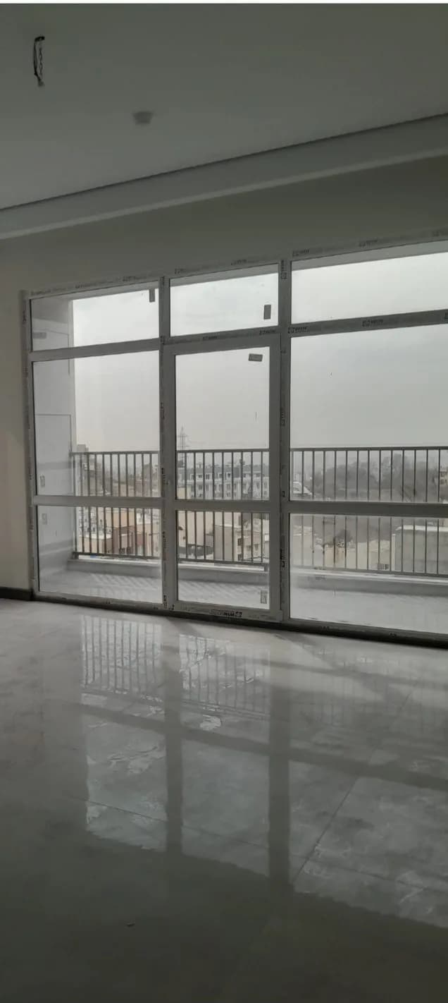 فروش آپارتمان نوساز ۱۷۲متر فول امکانات درختی