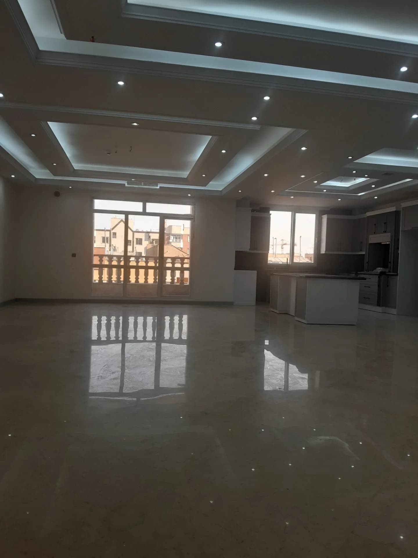 فروش آپارتمان نوساز بلوار دریا