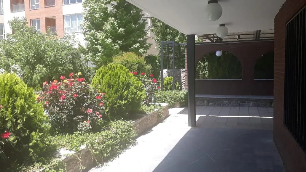 فروش خانه ویلایی سعادت آباد