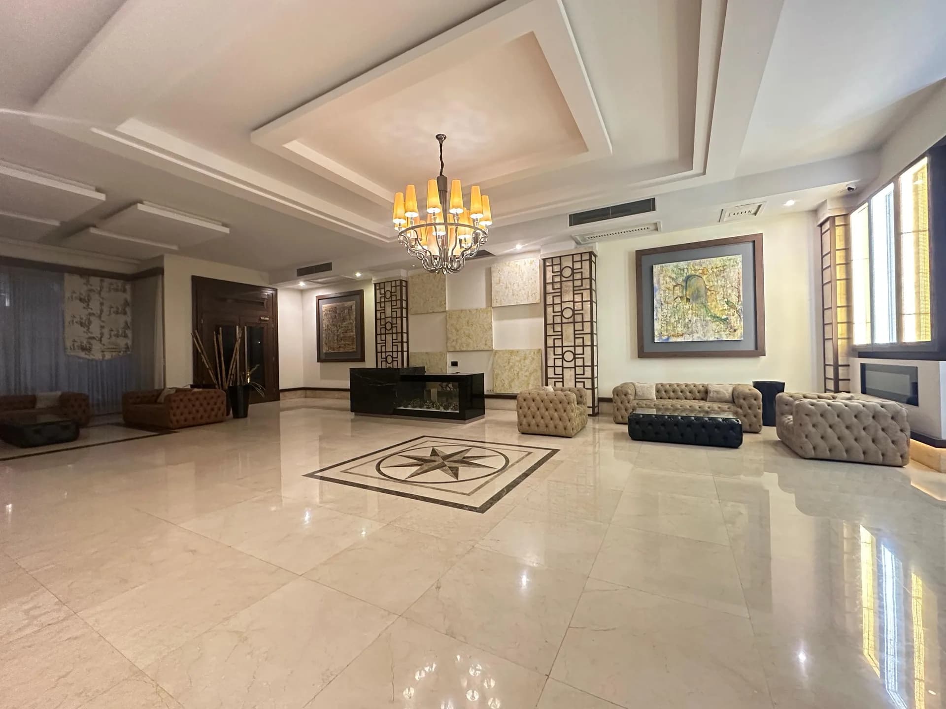 141متر فول امکانات تاپ لوکیشن