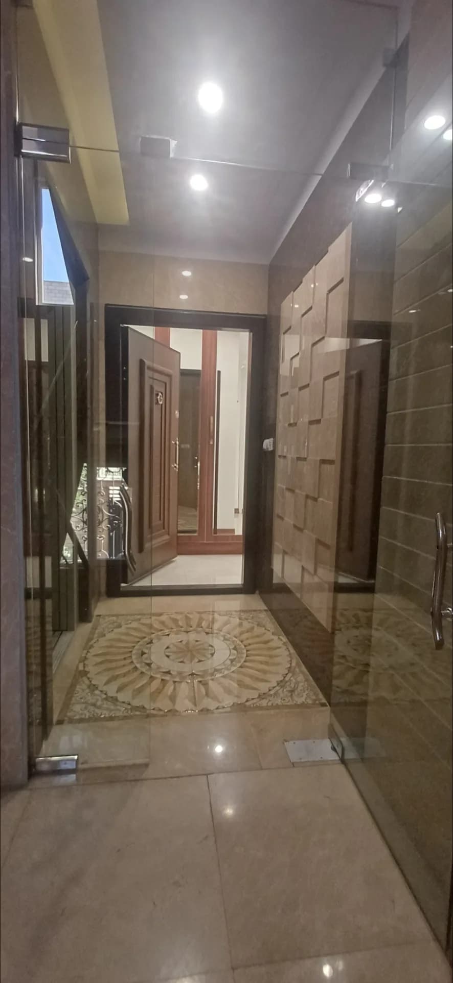 ۱۷۶متر ۲پارکینگ فول امکانات