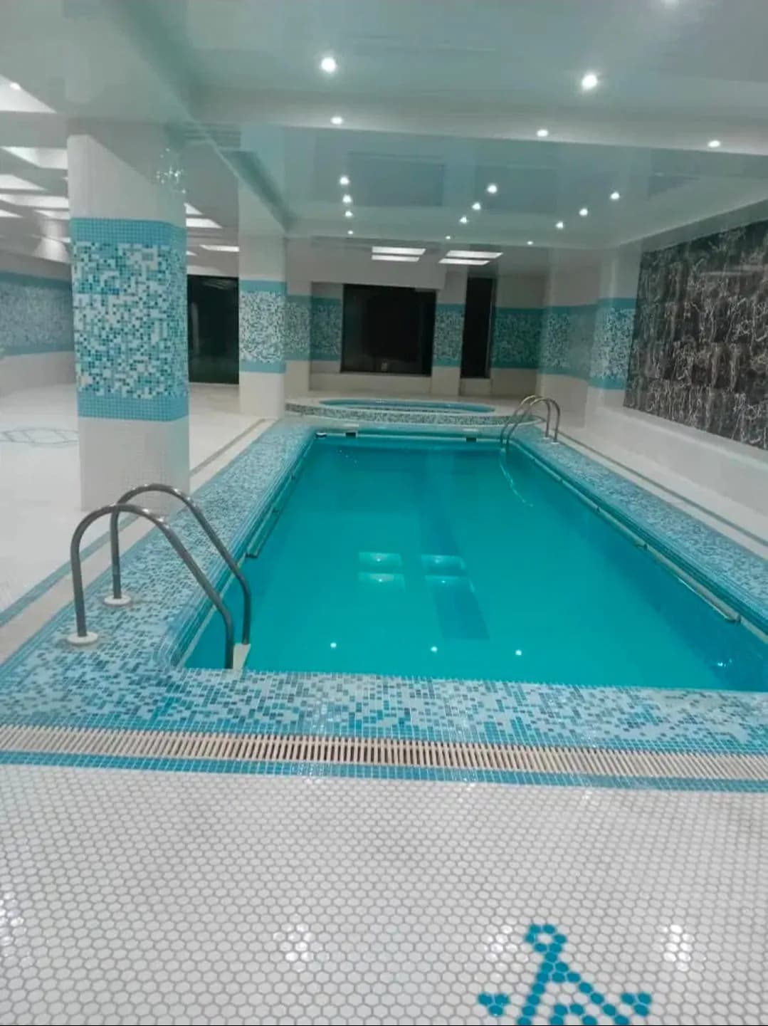 70متری /1خواب/مشاعات آبی
