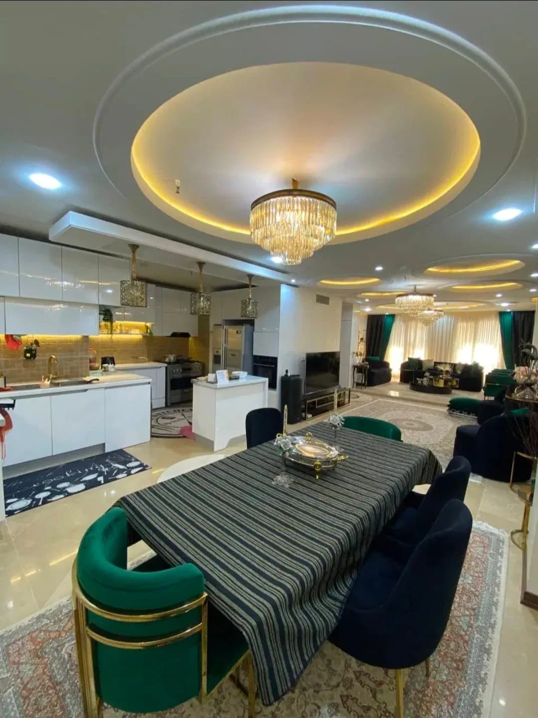 127متری /2خواب/سعادت اباد