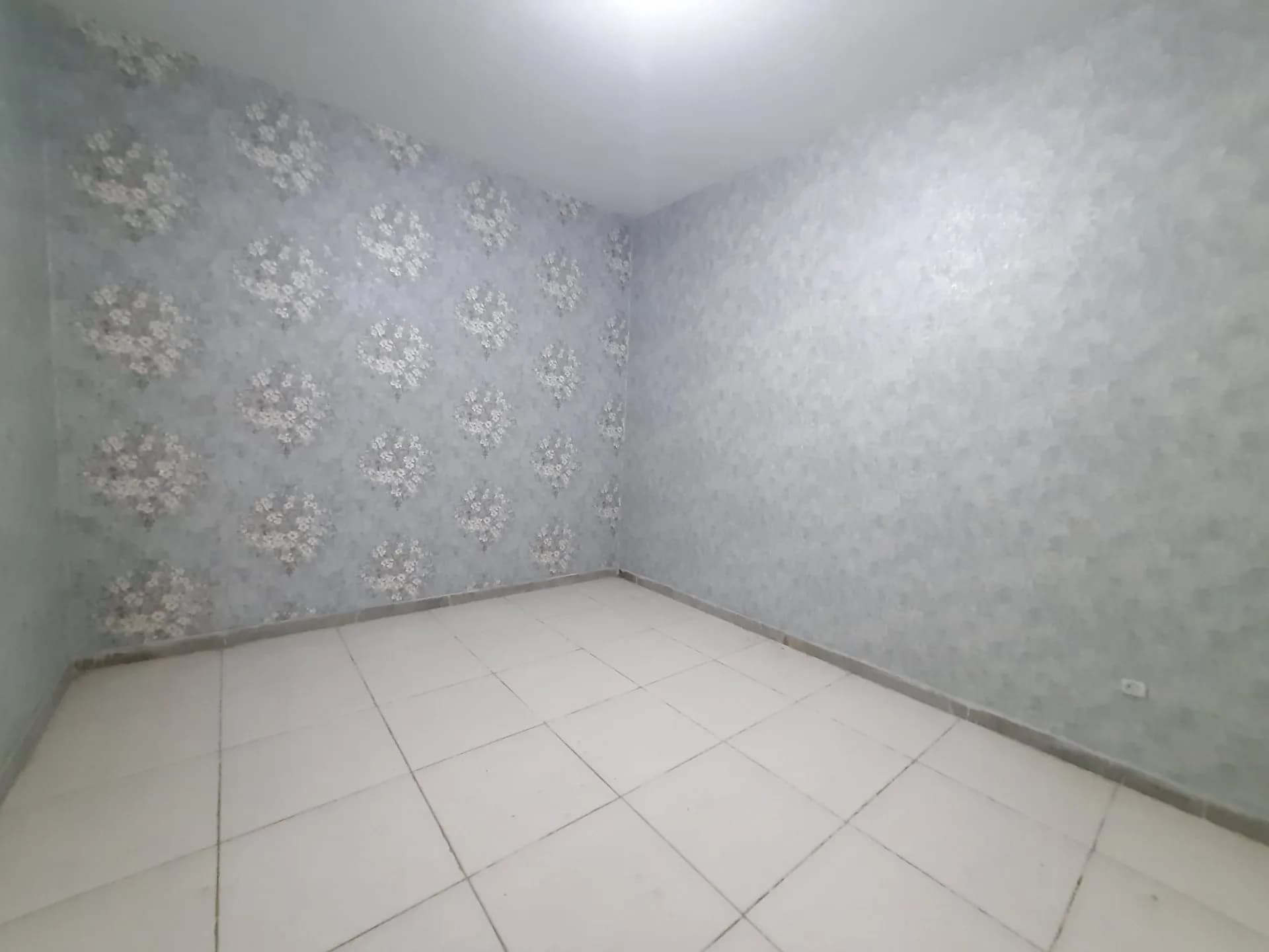 ۱۲۰ متر علامه جنوبی