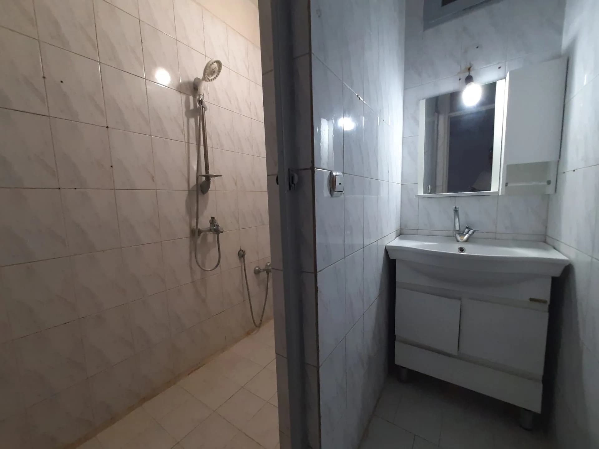 ۱۲۰ متر علامه جنوبی