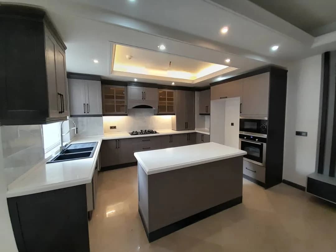 310متر برج سعادت اباد