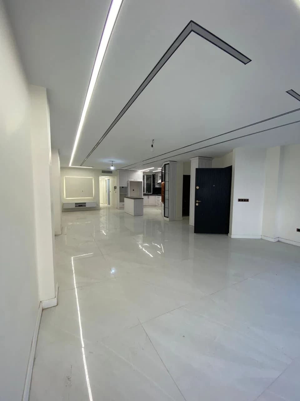 اپارتمان* 4خواب* فول امکانات* تکواحدی