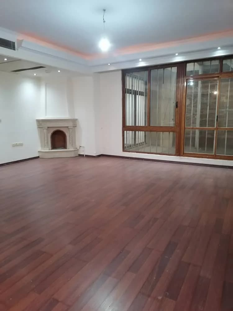 85متر/خوش نقشه/فول امکانات