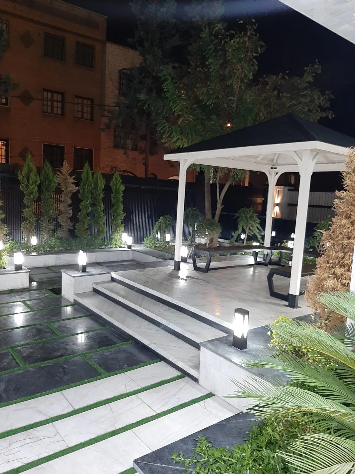 سعادت آباد ۲۱۰ متر فول مشاعات