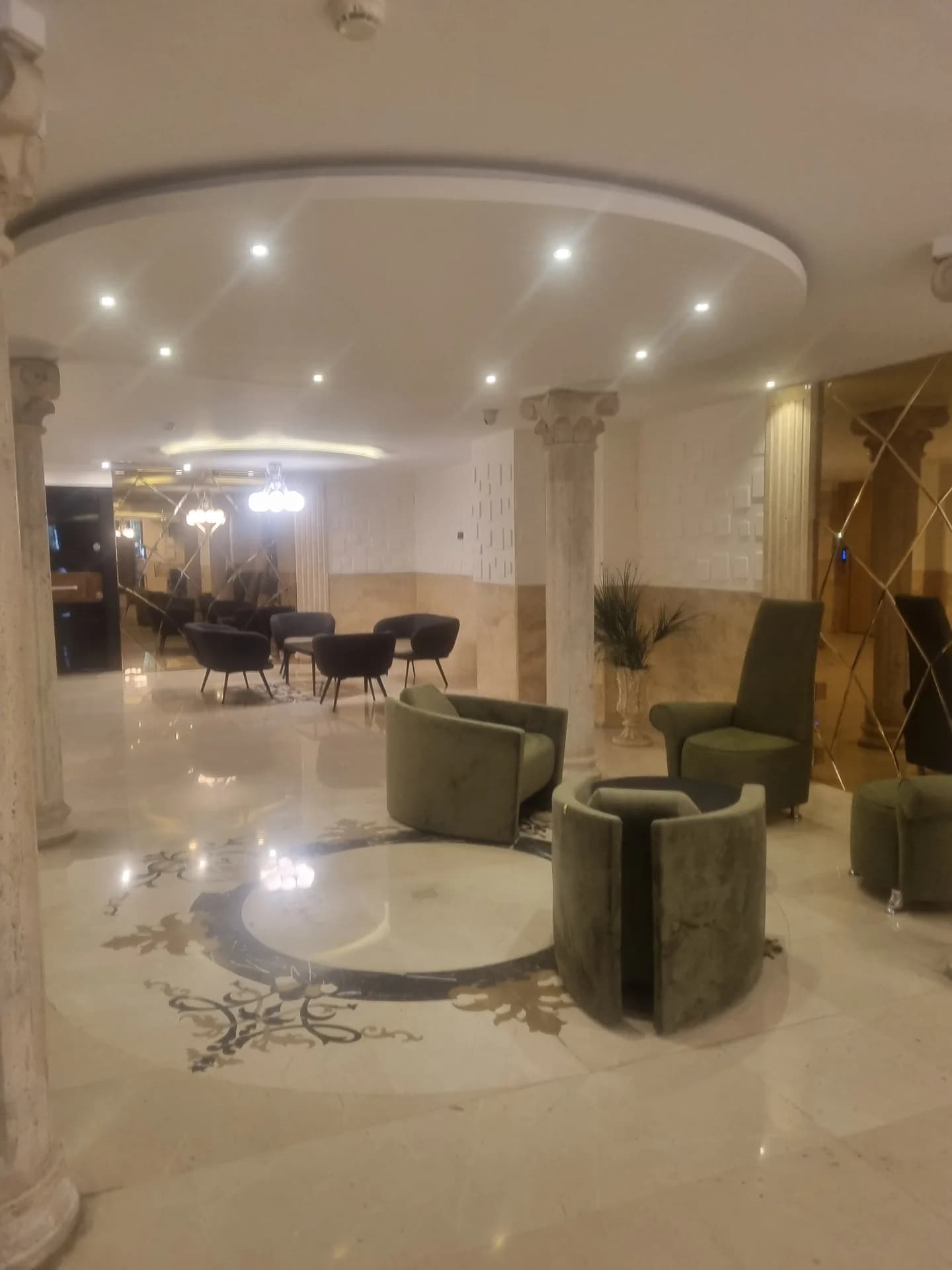 ۱۰۰ متر ۲ خواب ۲سر نور تخلیه