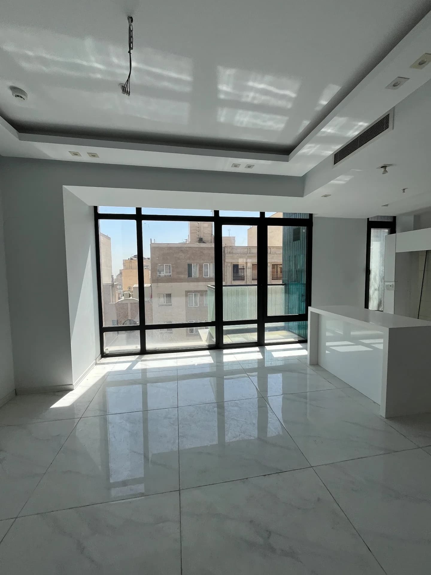 165متر«سه خواب دوپارکینگ »دریا