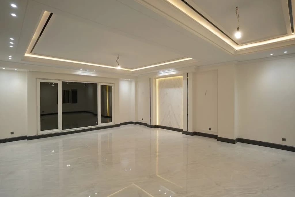 اپارتمان 117 متری در سعادت اباد، سرو غربی