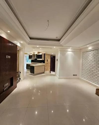 اپارتمان 185 متری در سعادت اباد، 24 متری