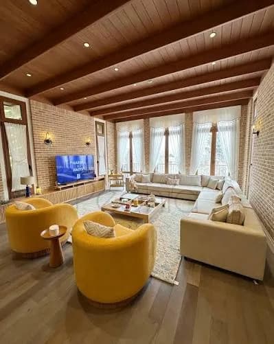 اپارتمان 100 متری در سعادت اباد، پاکنژاد