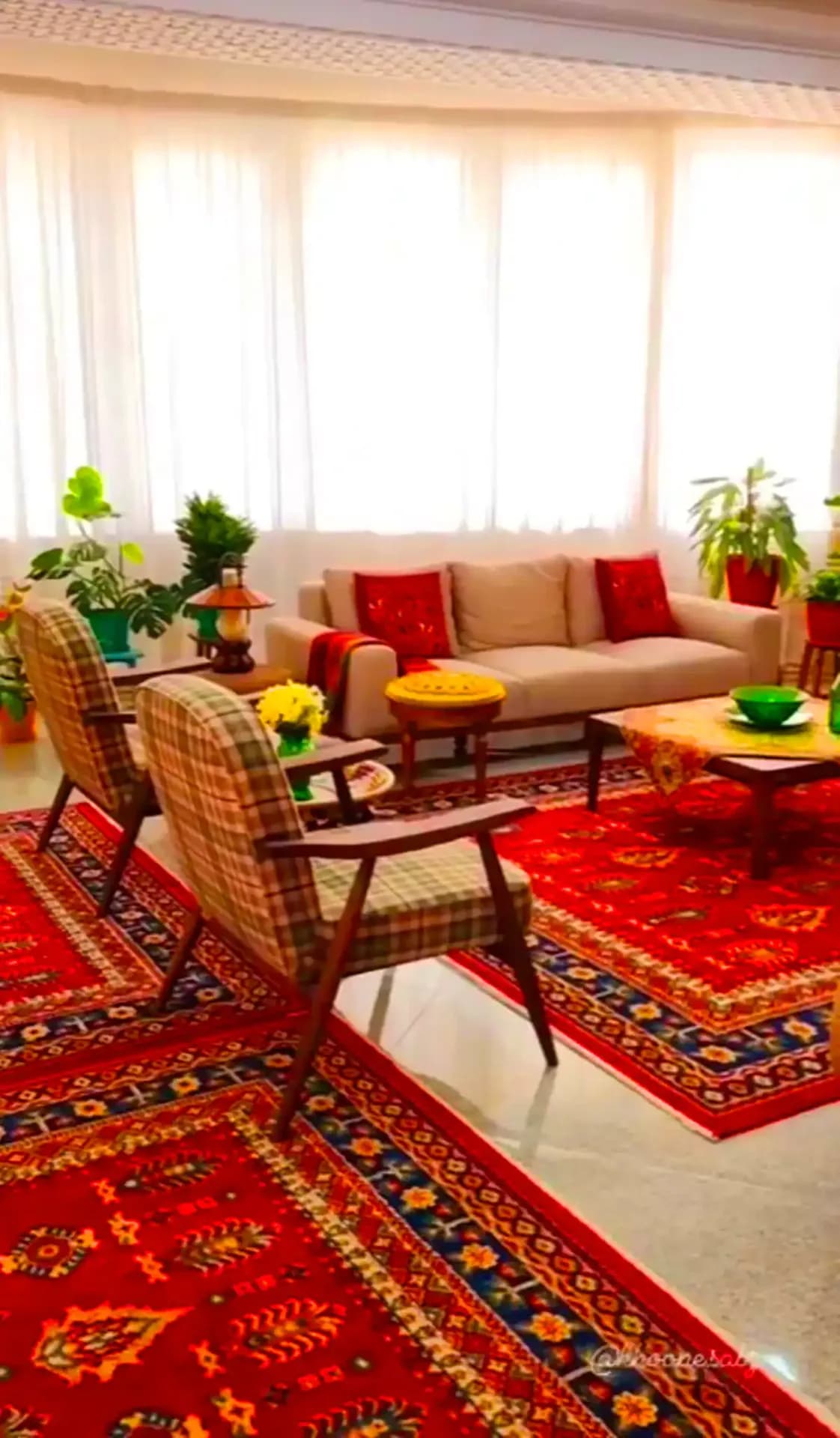 اپارتمان 195 متری در سعادت اباد، بالای کاج