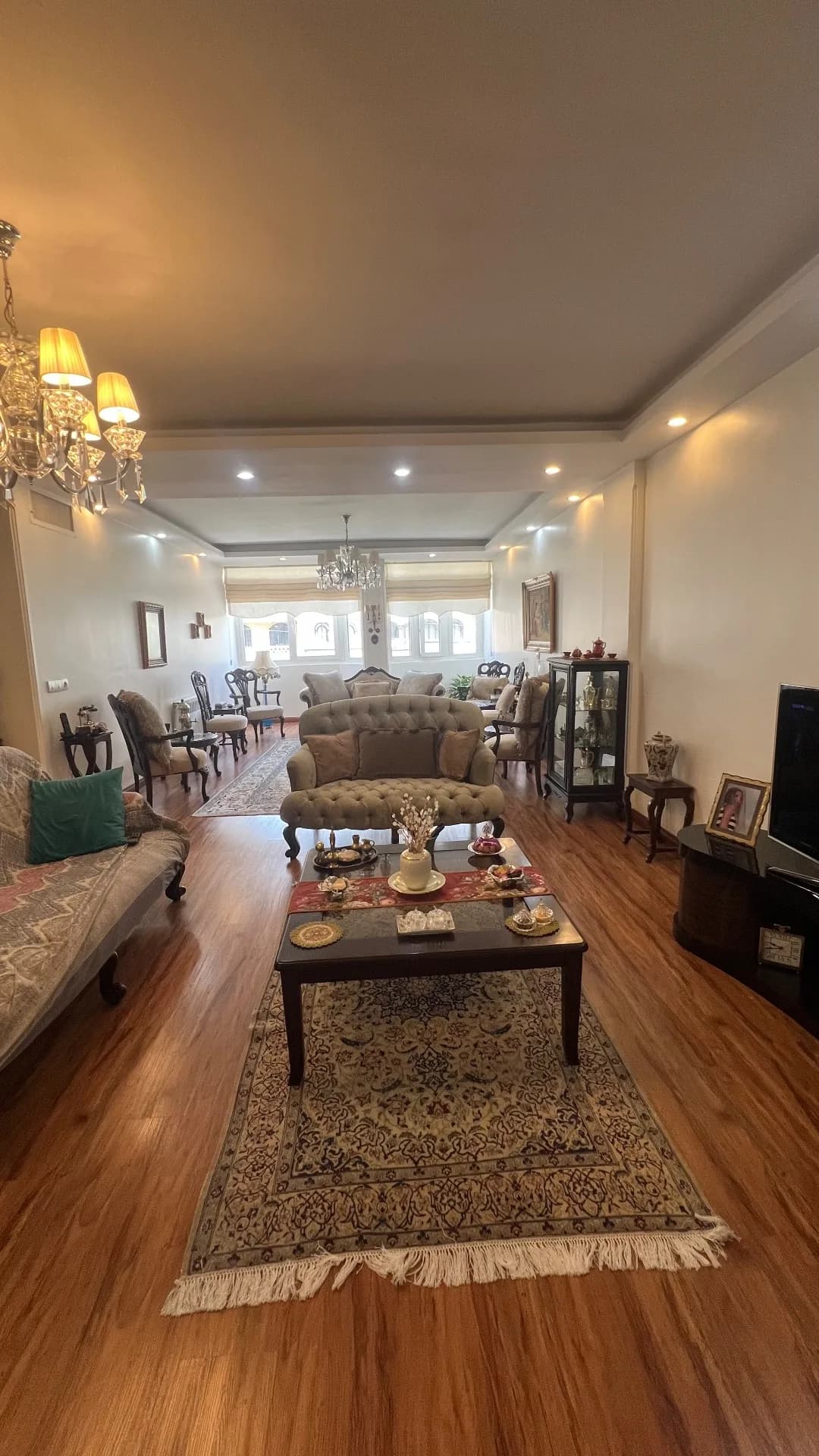 180متر 4 خواب فول امکانات