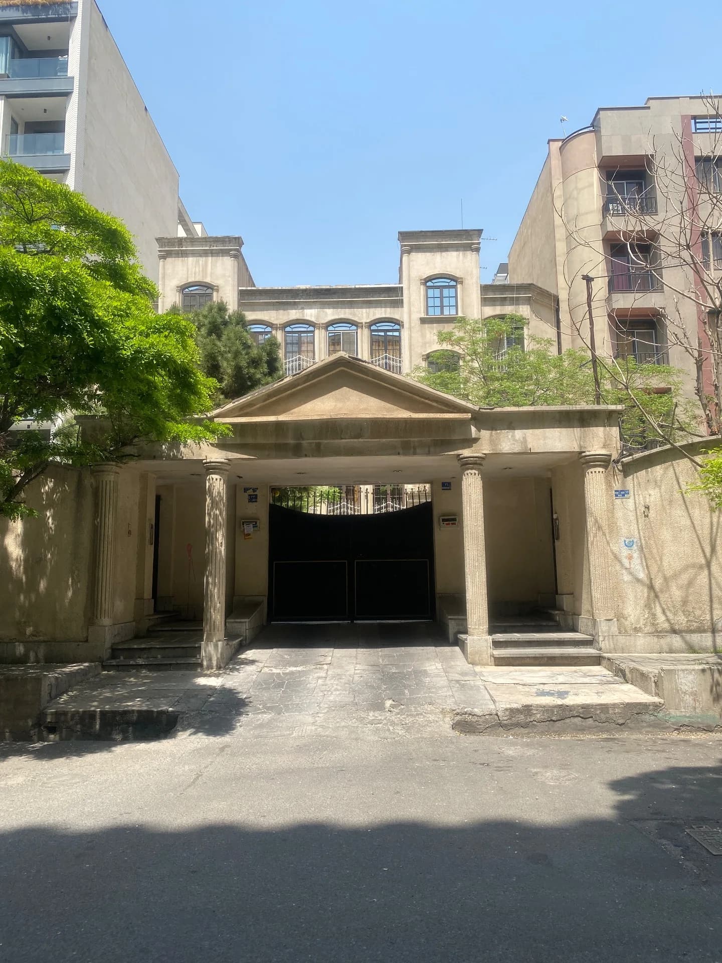 180متر/4خواب/فول امکانات /تکواحدی