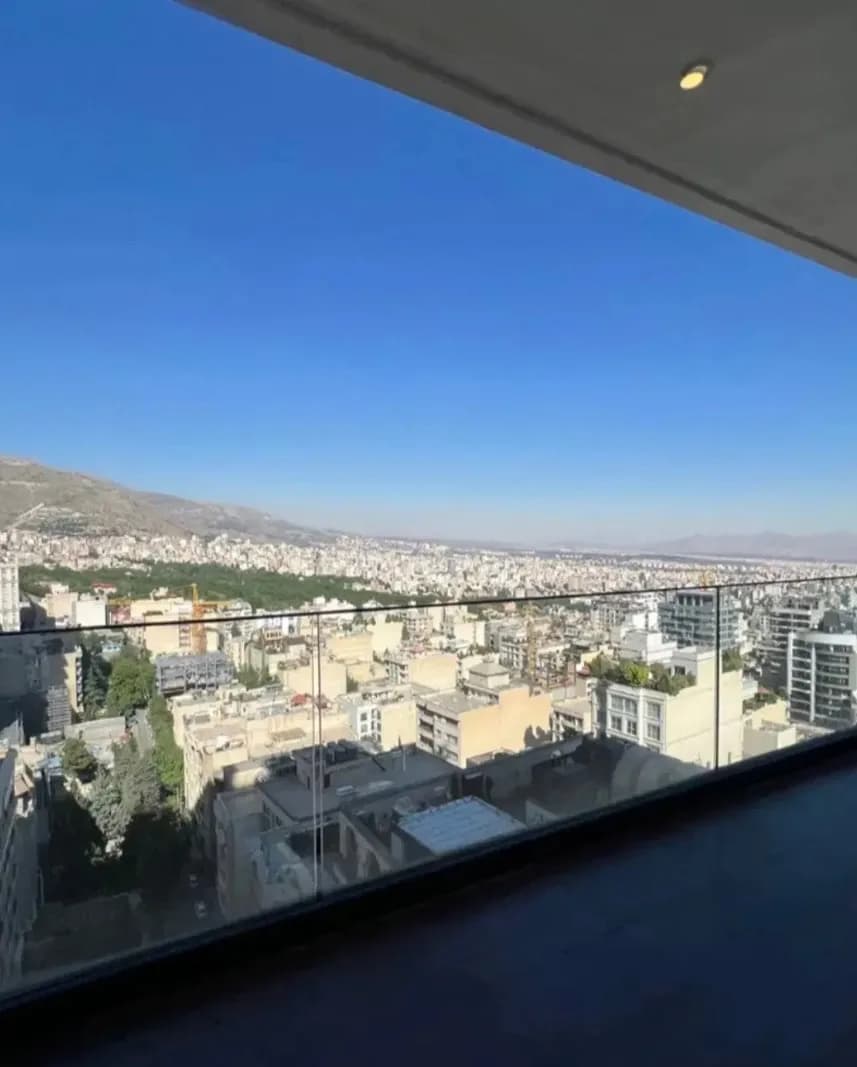 2400متر مستغلات/ 20 پارکینگ/ نوساز/