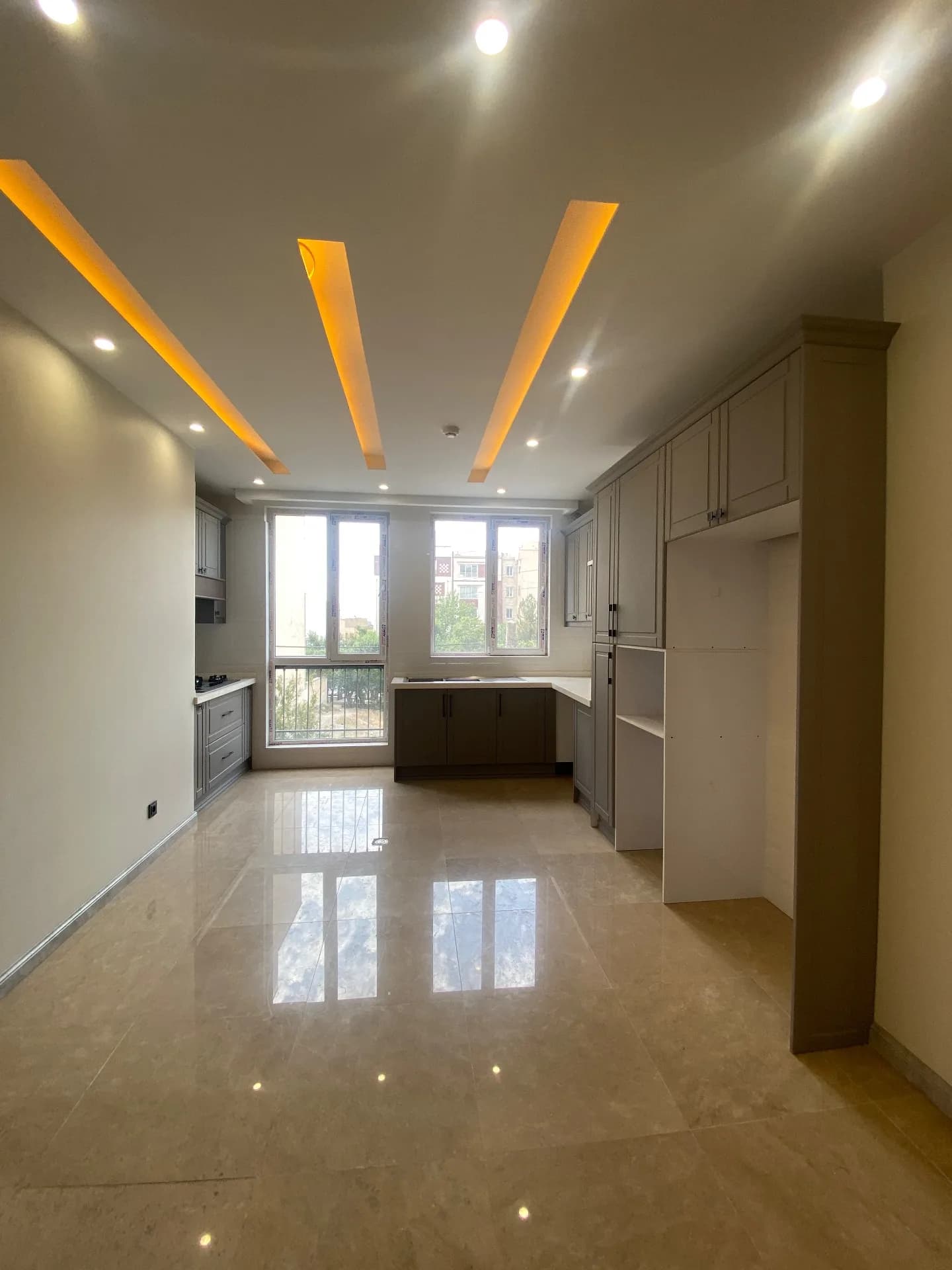 اپارتمان نقلی*فول امکانات *تکخواب