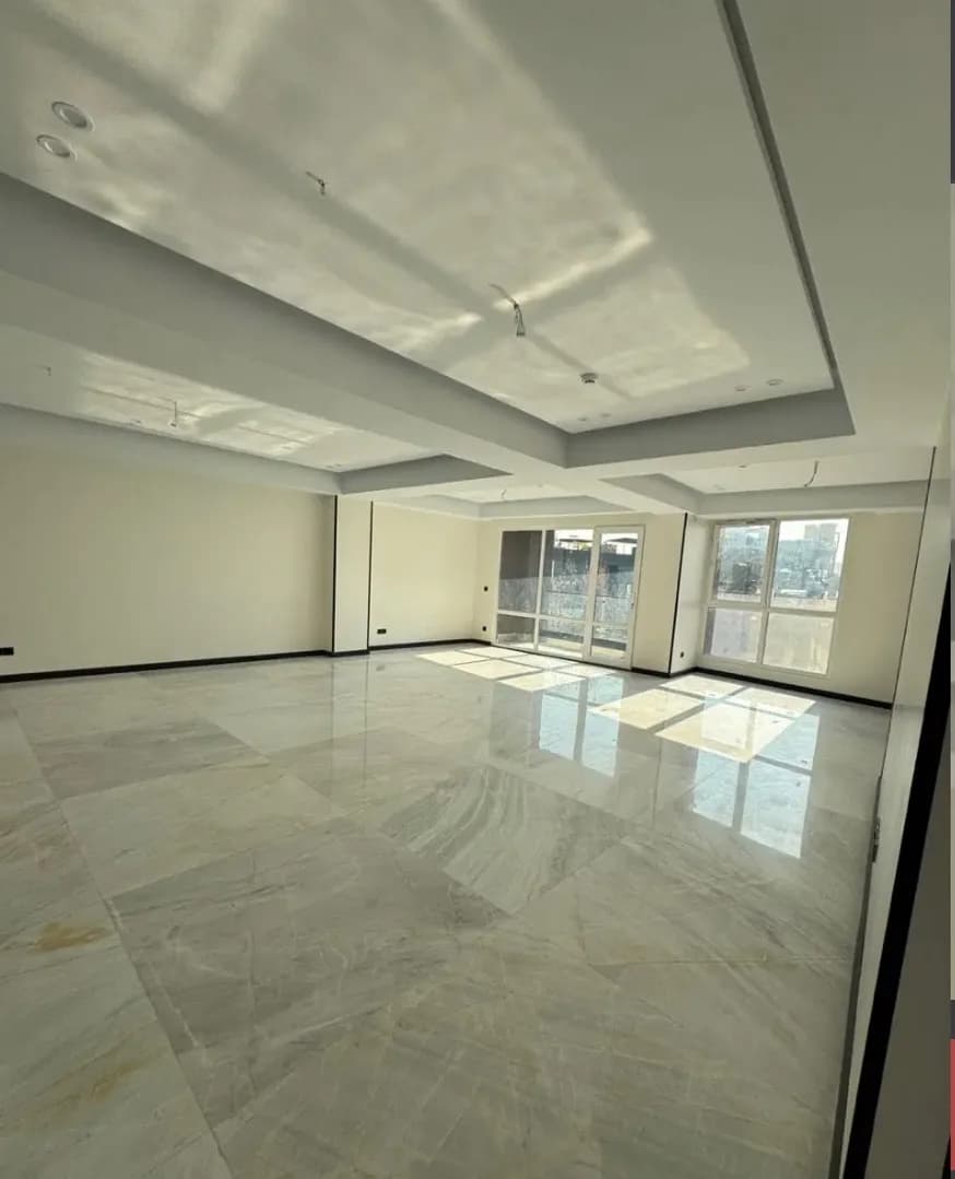 180 متر/ 3 خواب/ نوساز / تاپ لوکیشن