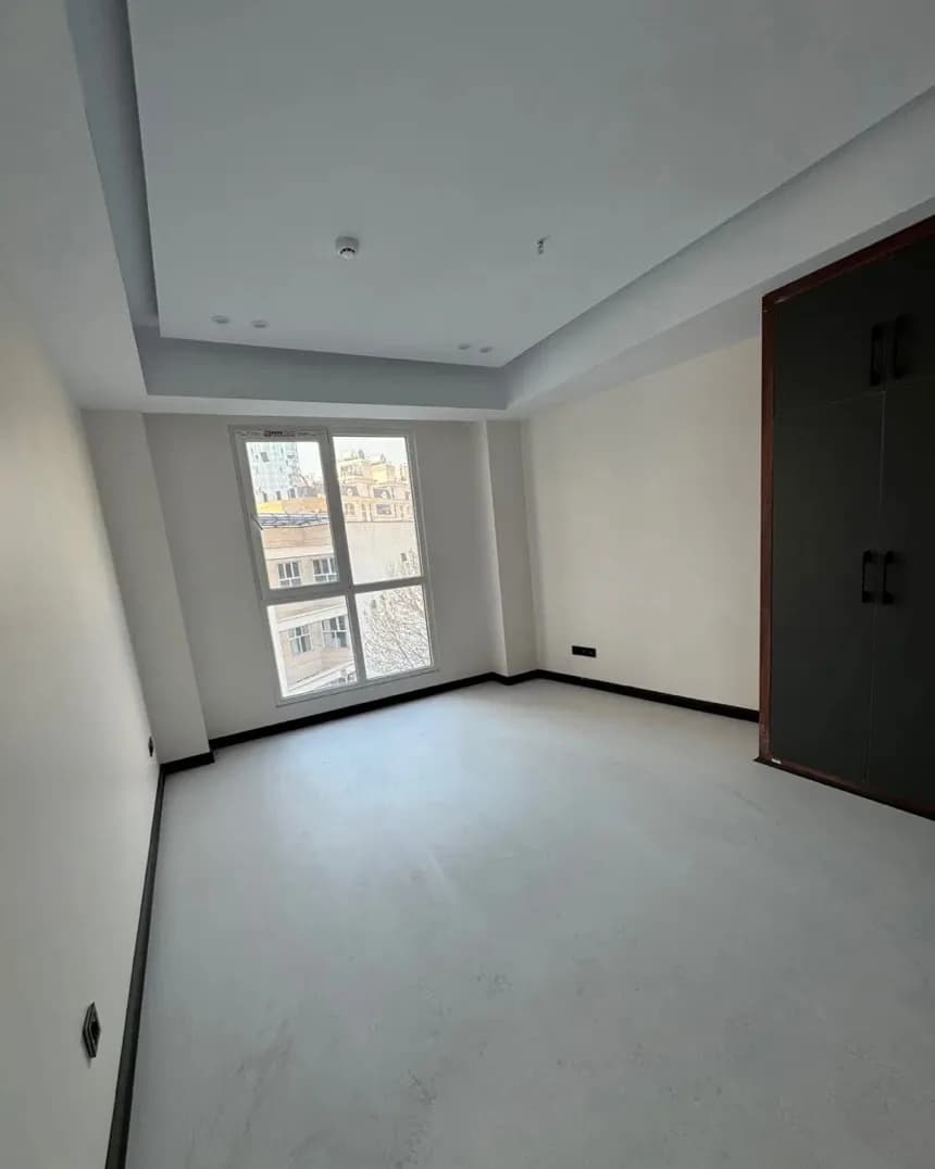 180 متر/ 3 خواب/ نوساز / تاپ لوکیشن - تصویر 2
