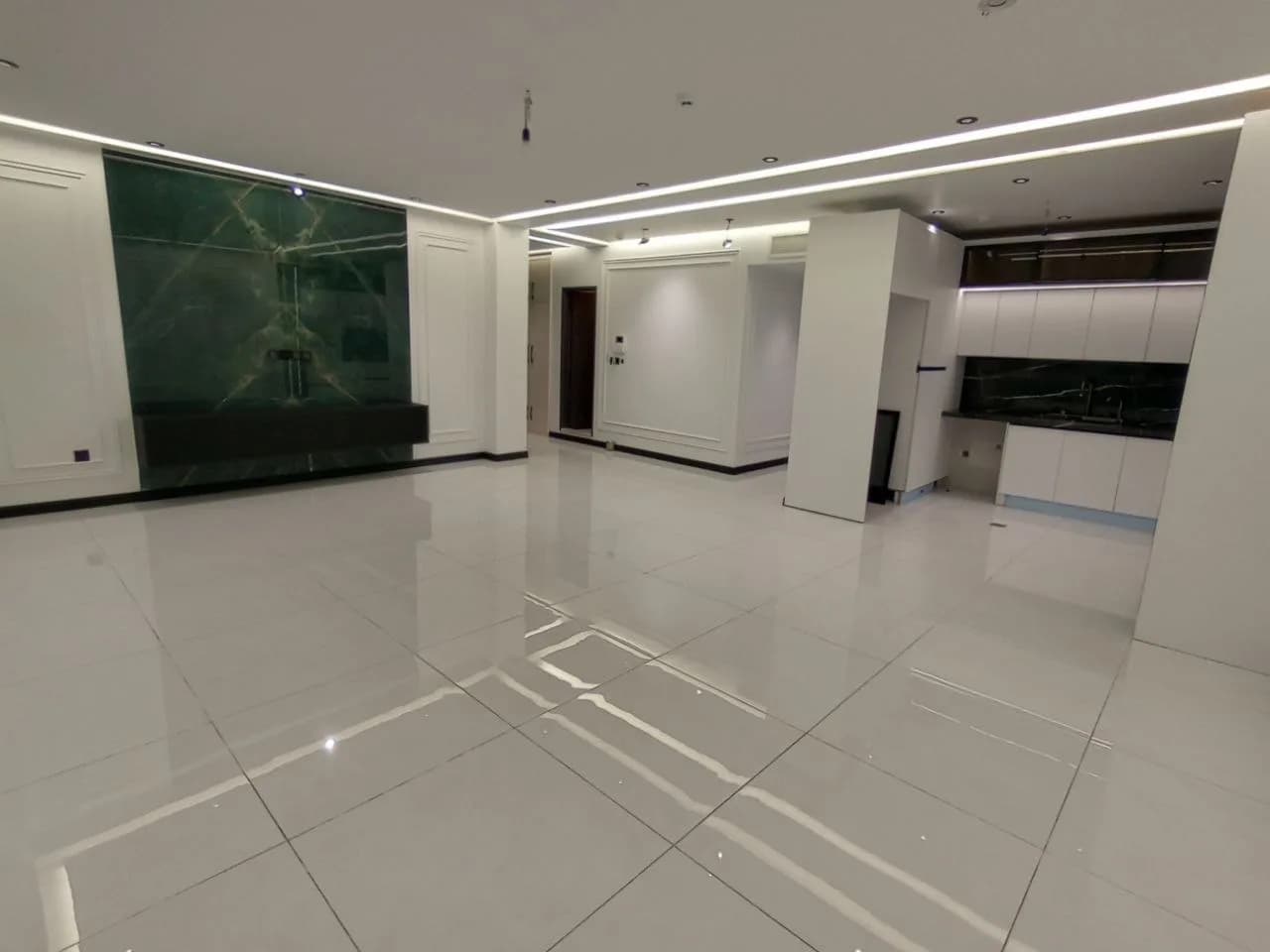 اپارتمان 145 متری در سعادت اباد، بلوار فرحزادی