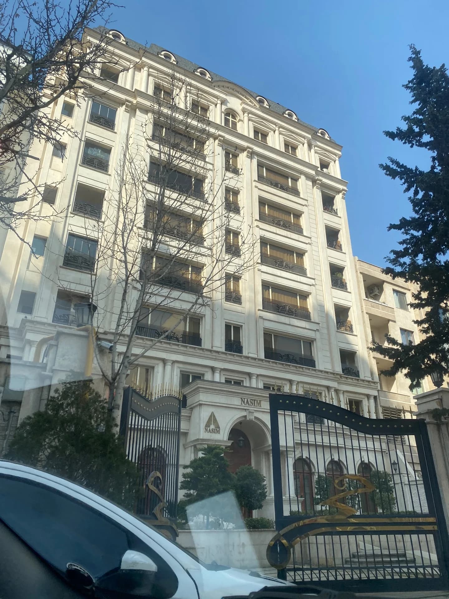 280متر/۴خواب/۳پارکینگ