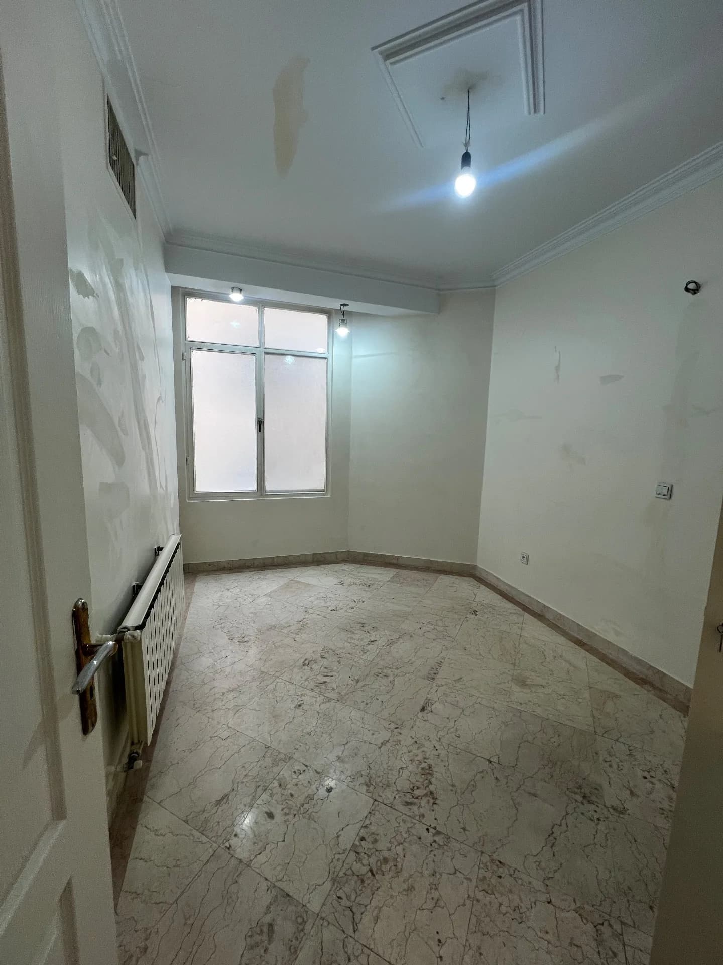 اپارتمان 142 متری در سعا‌دت اباد، بلوار فرحزادی - تصویر 2